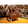 Ortega OWUS-2 Statyw do ukulele, drewniany